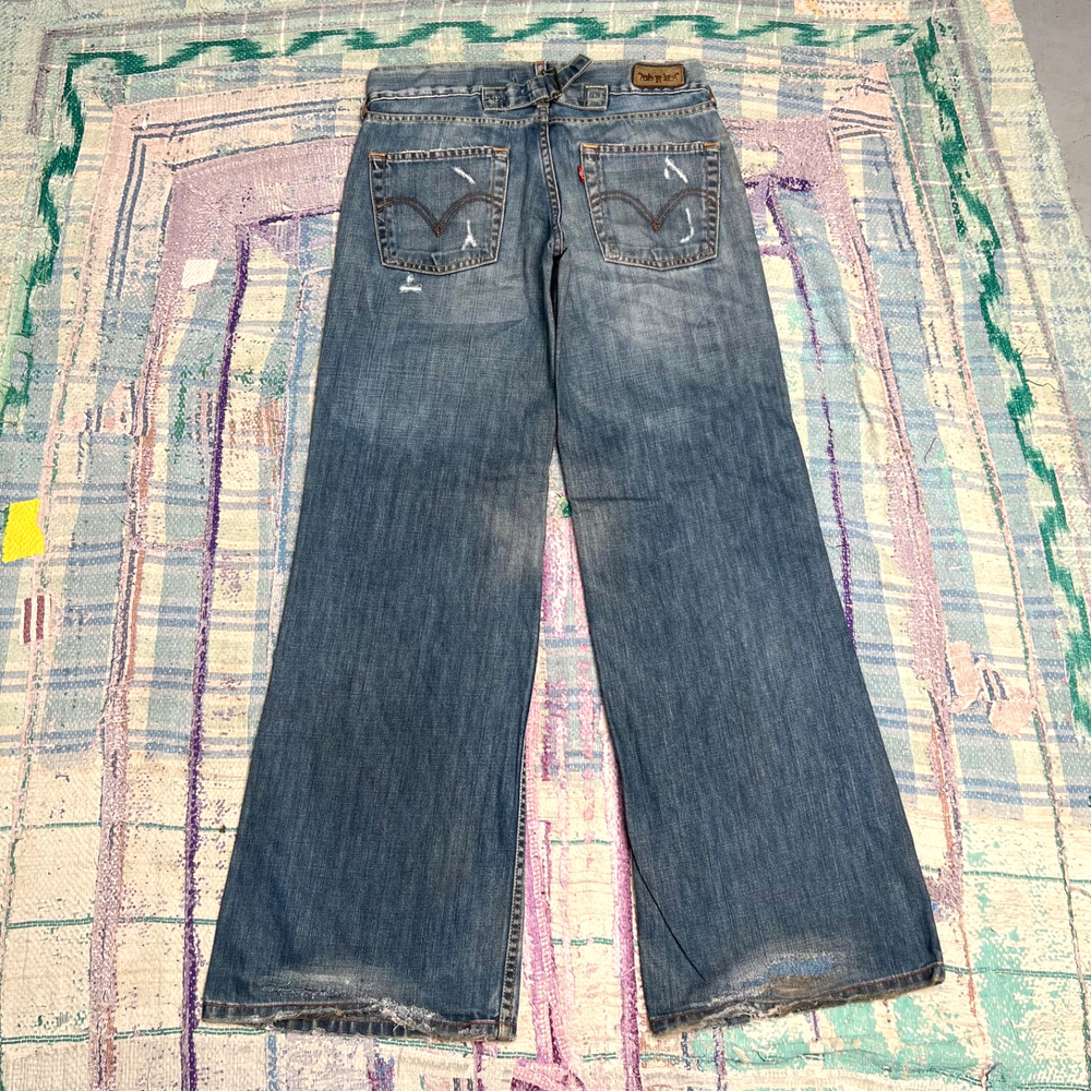 Vintage Levi’s Mary Lynne Square Cut Flared Cinch back Jeans Denim Women’s 30x31